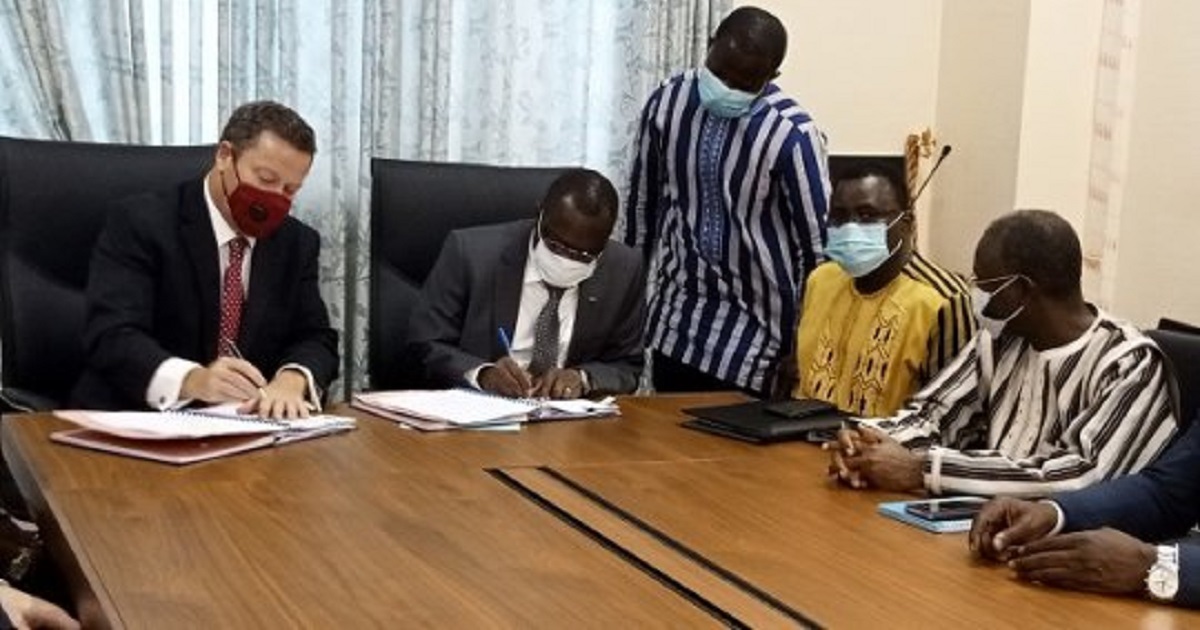 Burkina Faso : pour redynamiser le secteur aérien, une loi innovante est votée
