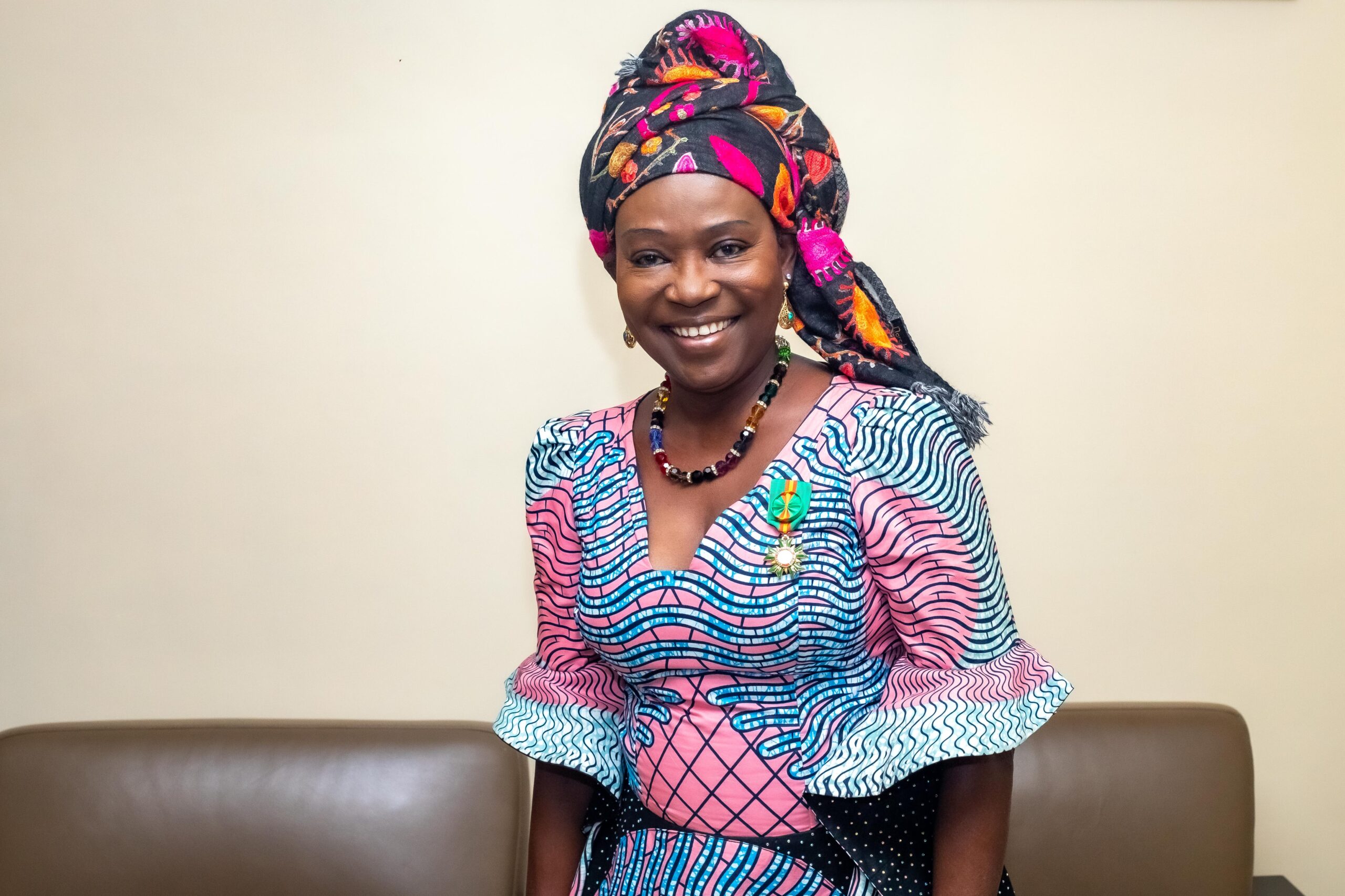 Afia Mala, la voix d’or africaine confirme son « Identité »