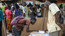 Présidentielle 2020 au Burkina Faso, un scrutin dans le calme malgré les menaces djihadistes