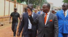 Centrafrique  le parti de François Bozizé KWA NA KWA, crie « persécution »