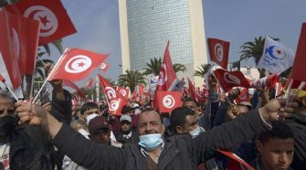 Crise politique en Tunisie: l’attente d'une évolution heureuse se fait pressante