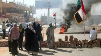 Coup d’Etat au Soudan: la transition bascule dans un nouveau chao