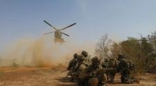 Lutte contre le terrorisme: l’armée burkinabé minée par la corruption et la politique