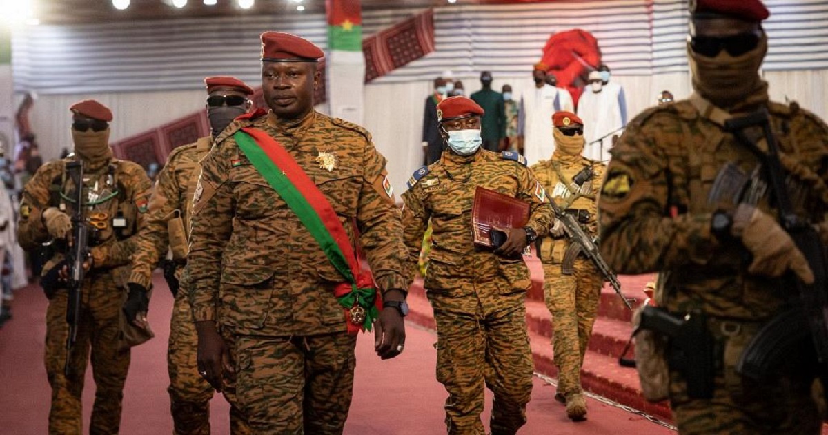 Attaque de Seytenga : les Burkinabè dénoncent l’impuissance du Colonel Damiba