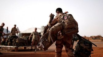 Retrait total de Barkhane : la base militaire de Ménaka reprise par les Forces armées maliennes