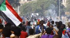 Manifestations meurtrières à Khartoum : le départ des militaires toujours exigé