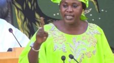 Violences au Parlement : la députée Amy Ndiaye réclame 500 millions de francs CFA