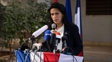 Lutte contre le terrorisme : « Notre offre française (…), c’est une offre différente », chante Chrysoula Zacharopoulou